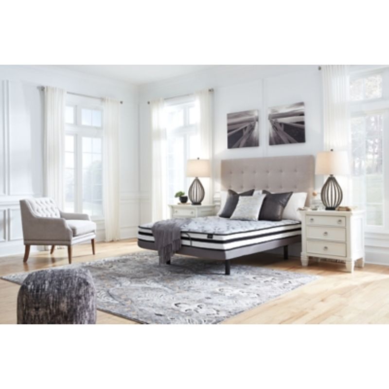 White 8 Inch Chime Innerspring Queen Mattress/ Bed-in-a-Box