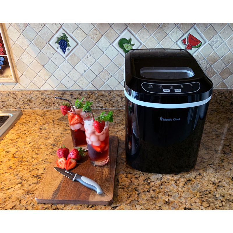 Magic Chef 27 lb. Black Countertop Ice Maker