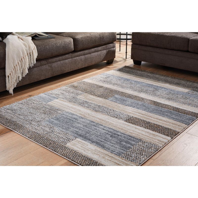 Ashley- Sethburn 5' x 7' Rug