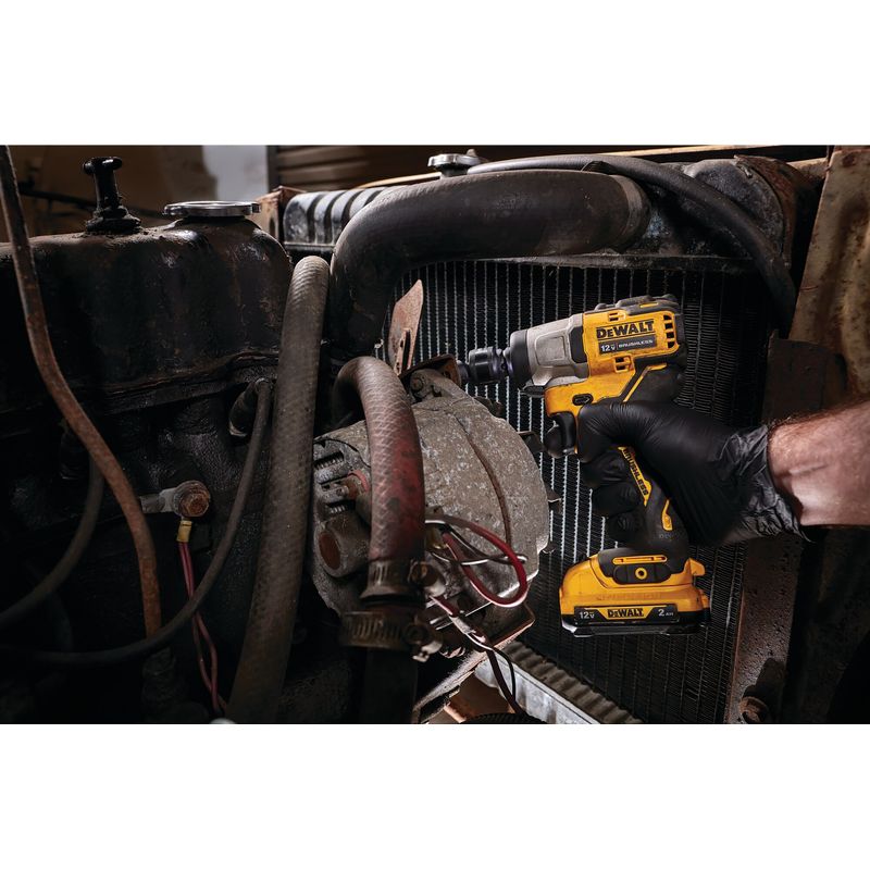 DeWalt - Xtreme 12V MAX Brushless 3/8 Impact Wrench Kit