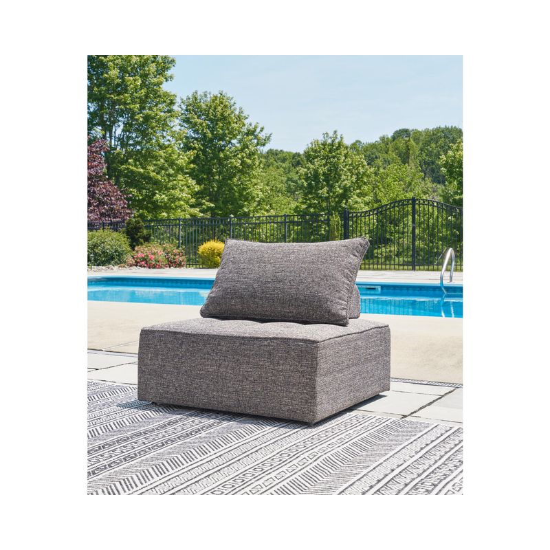 Bree Zee Outdoor Lounge Chair with Cushion