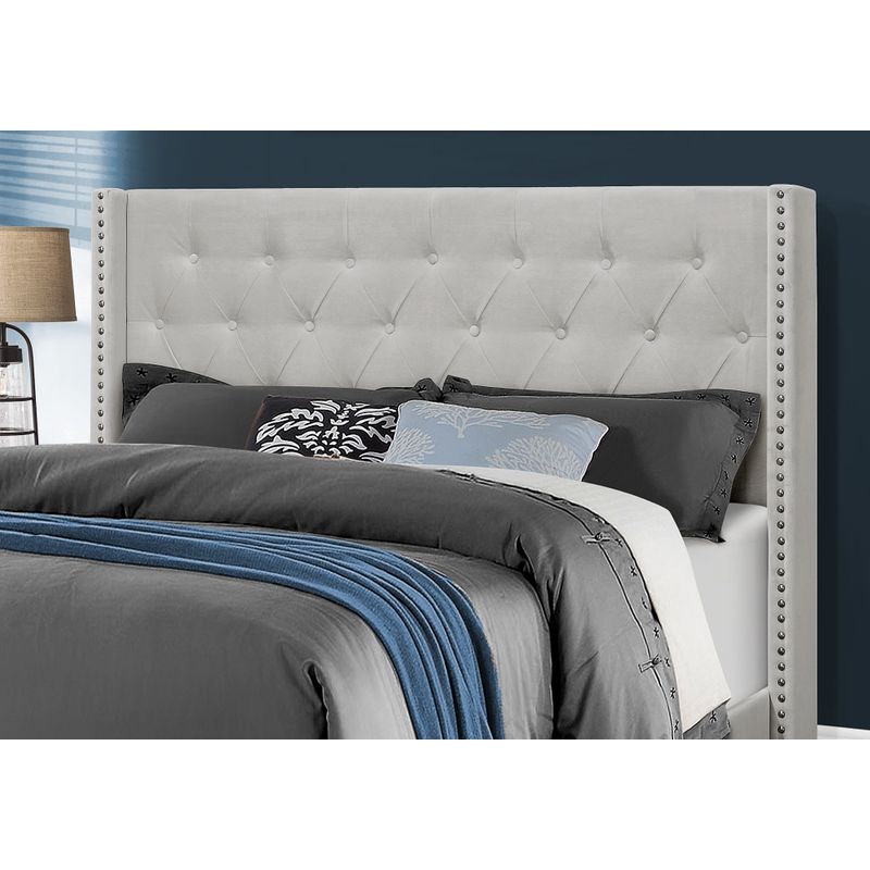 Bed - Queen Size / Light Grey Velvet With Chrome Trim