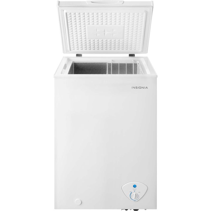 Insignia&trade; - 3.5 Cu. Ft. Garage-Ready Chest Freezer - White