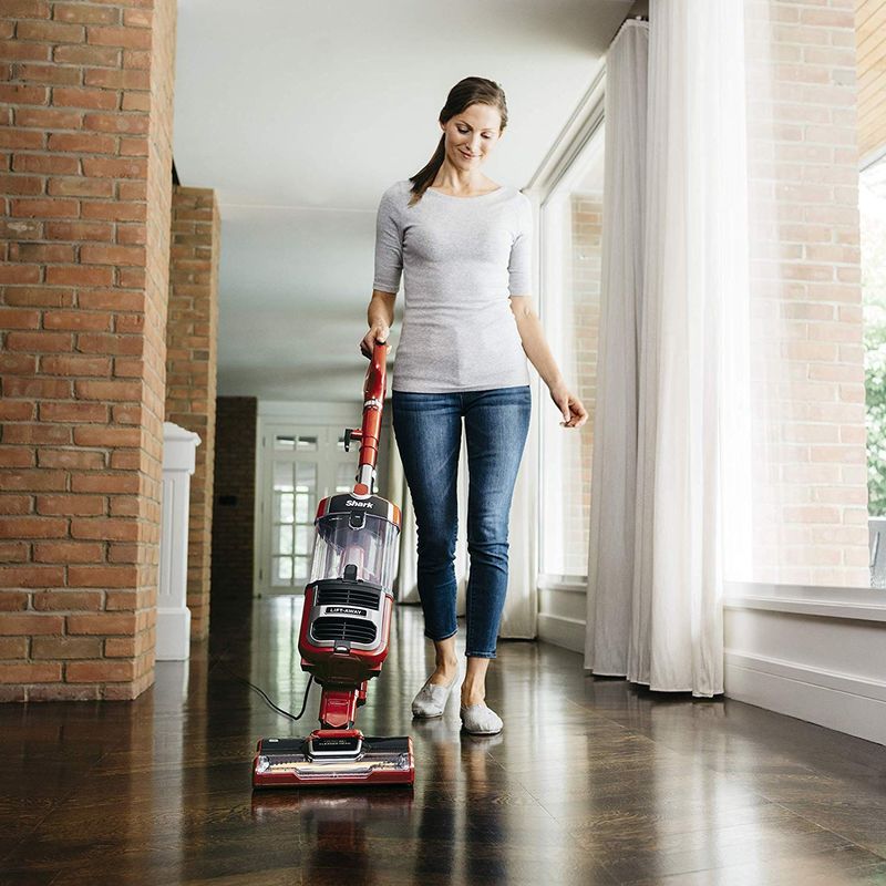 Shark - Navigator Lift-Away Self-Cleaning Vacuum