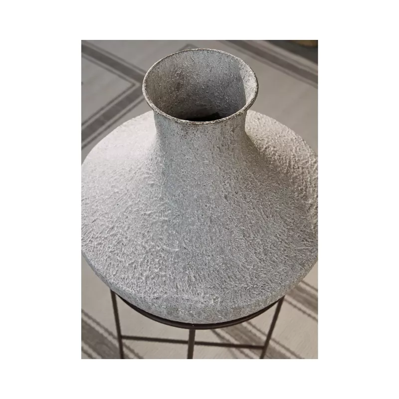 Ashley- Estonbank Vase