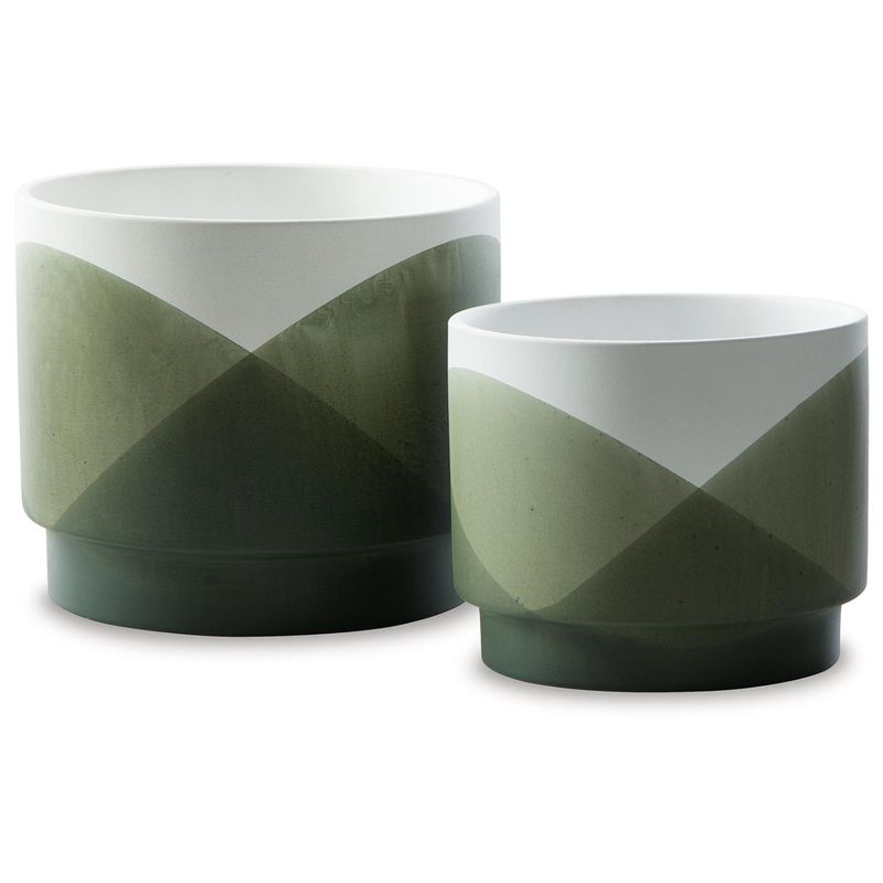 Ardenridge Planter Set of 2