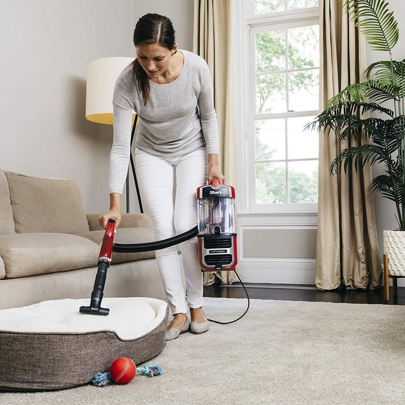 Shark - Navigator Lift-Away Self-Cleaning Vacuum