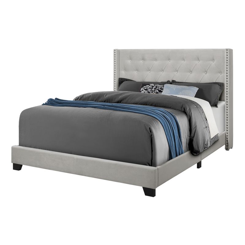 Bed - Queen Size / Light Grey Velvet With Chrome Trim