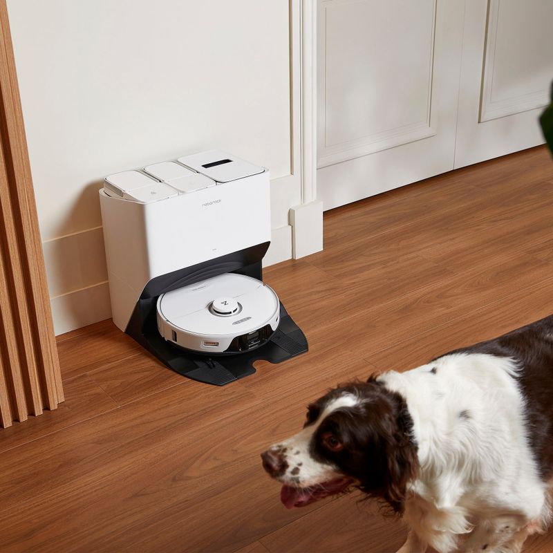 Alt View Zoom 25. Roborock - S8 Pro Ultra-WHT Wi-Fi Connected Robot Vacuum & Mop with RockDock Ultra Dock - White