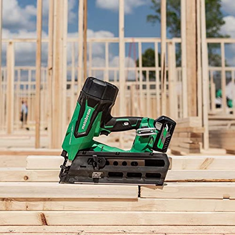 Metabo HPT 36V MultiVolt Cordless Framing Nailer | Uses 21 Degree Full Round Head Plastic Strip Nails | Includes Battery and Charger |...