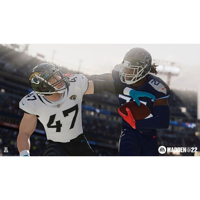 Alt View Zoom 14. Madden NFL 22 Standard Edition - PlayStation 4