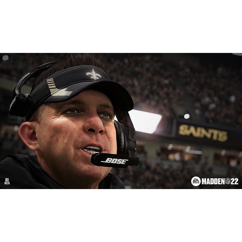 Alt View Zoom 20. Madden NFL 22 MVP Edition - Xbox One, Xbox Series X