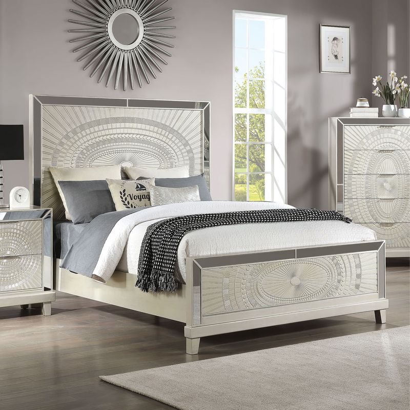 Furniture of America Luela Champagne 3-piece Bed and Nightstands Set - Queen