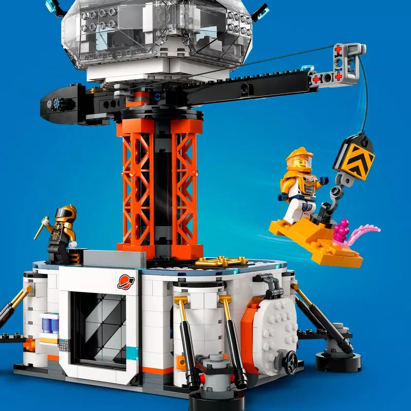 LEGO - City Space Base and Rocket Launchpad