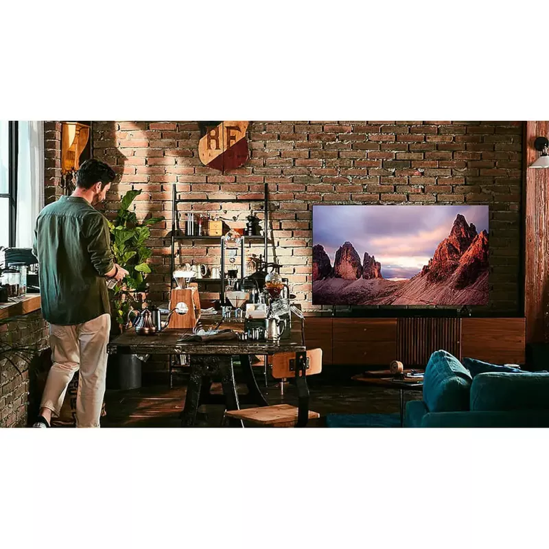 Samsung - 43" Class TU690T Crystal UHD 4K Smart Tizen TV - (2022)