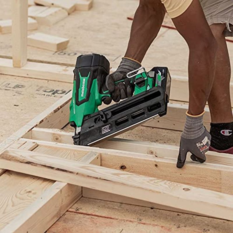 Metabo HPT 36V MultiVolt Cordless Framing Nailer | Uses 21 Degree Full Round Head Plastic Strip Nails | Includes Battery and Charger |...