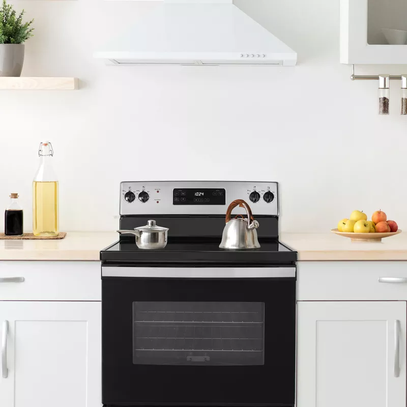 Insignia™ - 5 Cu. Ft. Freestanding Electric Range - Stainless Steel