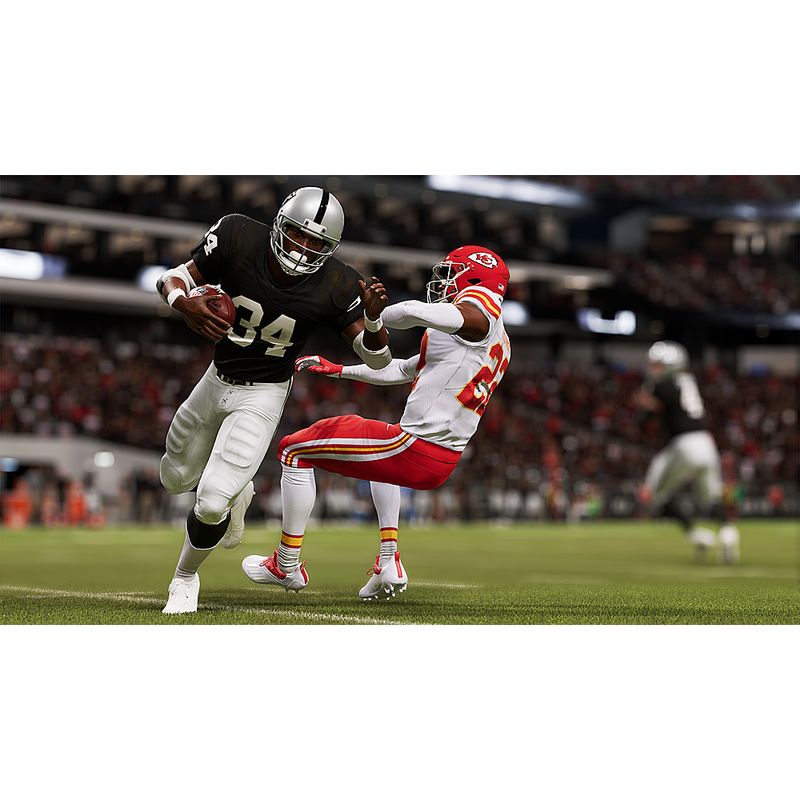 Alt View Zoom 12. Madden NFL 22 Standard Edition - PlayStation 4