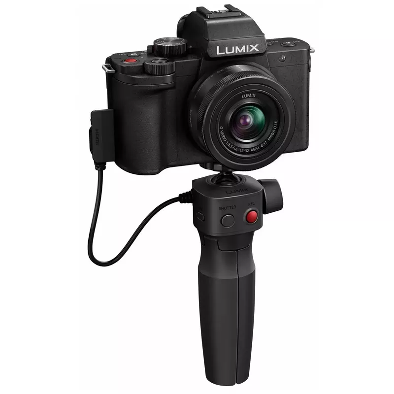 Panasonic - LUMIX G100 Mirrorless Camera for Photo, 4K Video and Vlogging, 12-32mm Lens, Tripod Grip Bundle - DC-G100VK - Black