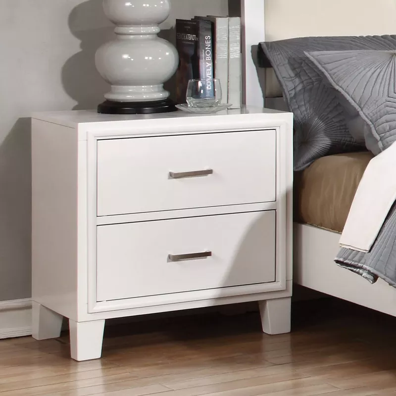 Transitional Solid Wood 2-Drawer Nightstand in White
