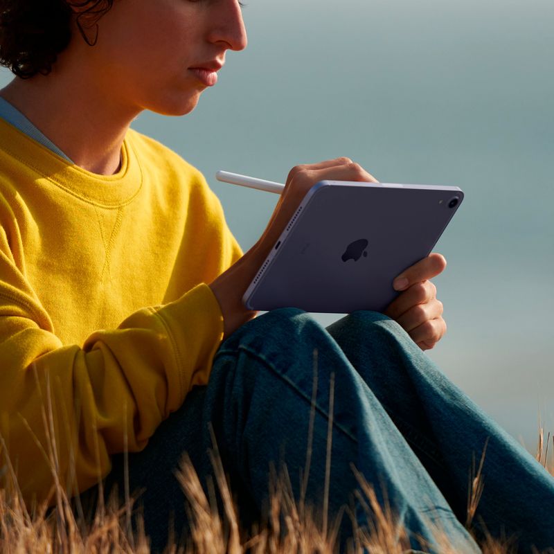Alt View Zoom 13. Apple - iPad mini (Latest Model) with Wi-Fi + Cellular - 256GB - Purple (Unlocked)