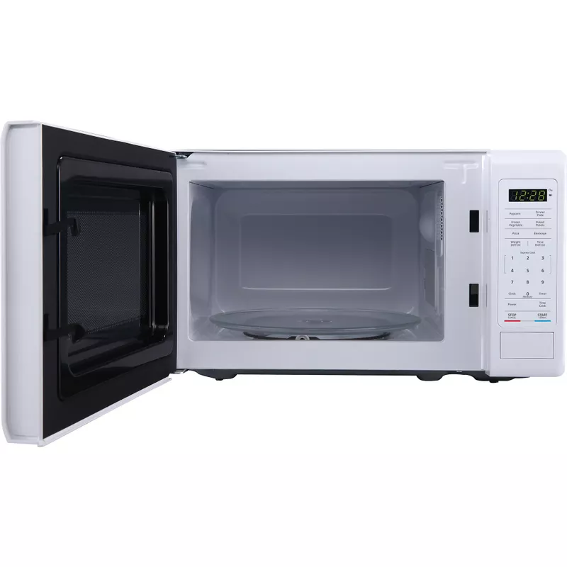 Magic Chef 0.7 cu. ft. White Countertop Microwave Oven