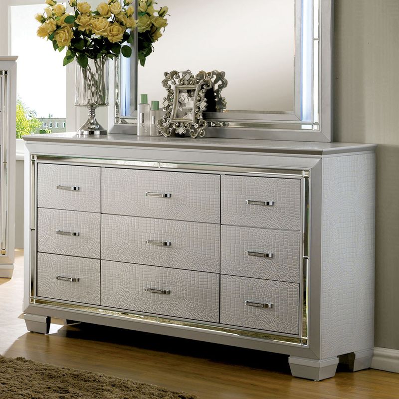 Furniture of America Ruff Contemporary Solid Wood 9-drawer Dresser - Silver