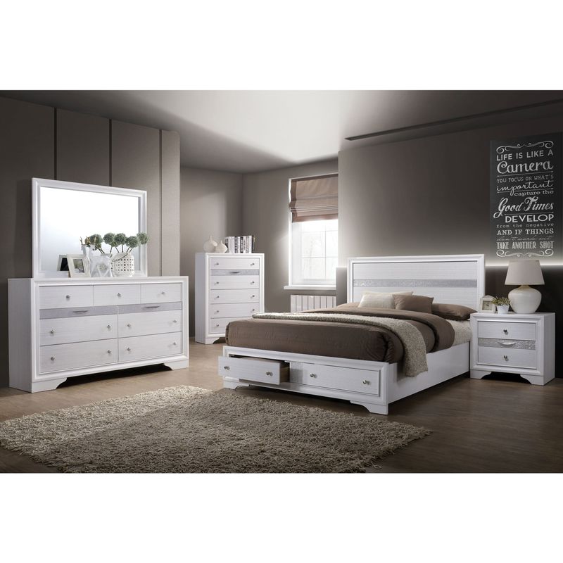 Silver Orchid Talmadge Contemporary White 6-drawer Chest - White
