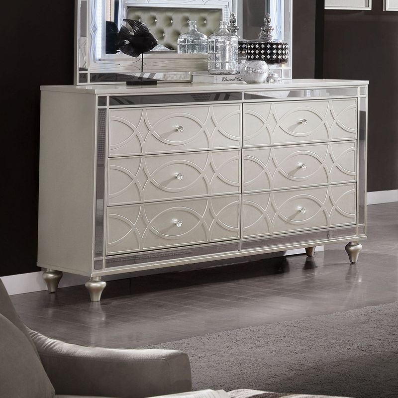Silver Orchid Amann Traditional Silver 6-drawer Dresser - Silver