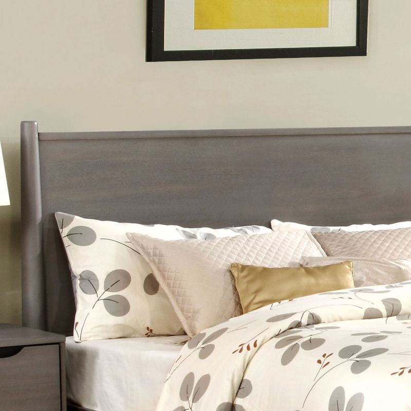Furniture of America Corrine Grey Mid-century Modern 2-piece Bed and Nightstand Set - Queen