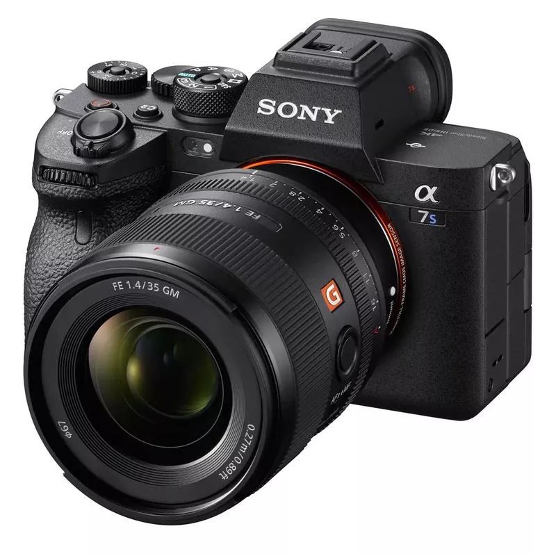 Sony - Alpha FE 35mm F1.4 GM Full Frame Large Aperture Wide Angle G Master E mount Lens - Black