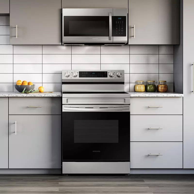 Samsung - 6.3 cu. ft. Freestanding Electric Range with Rapid Boil, WiFi & Self Clean - Stainless Steel