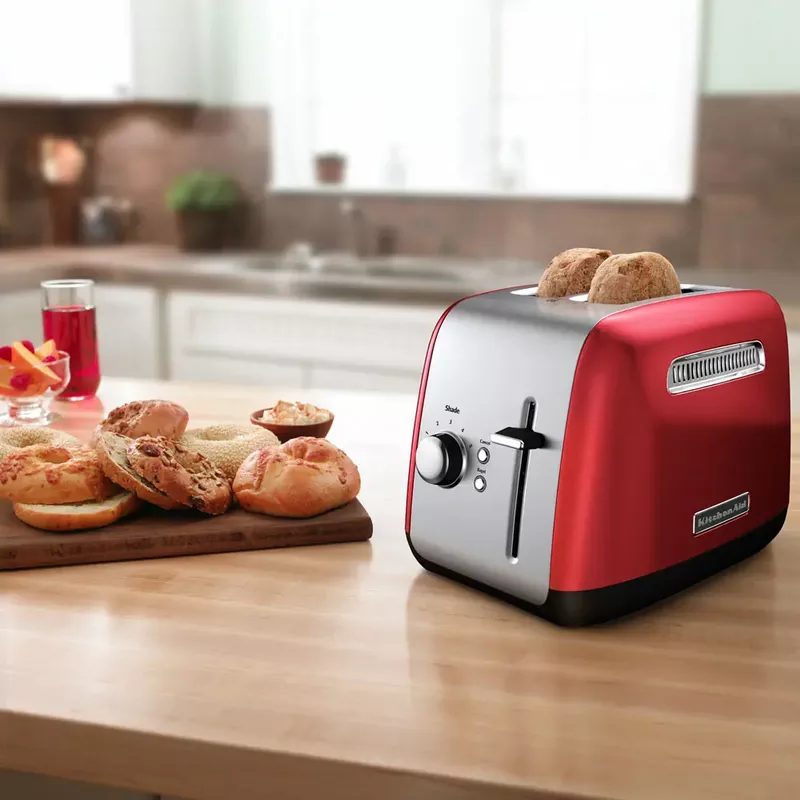 KitchenAid 2-Slice Toaster with Illuminated Button in Empire Red