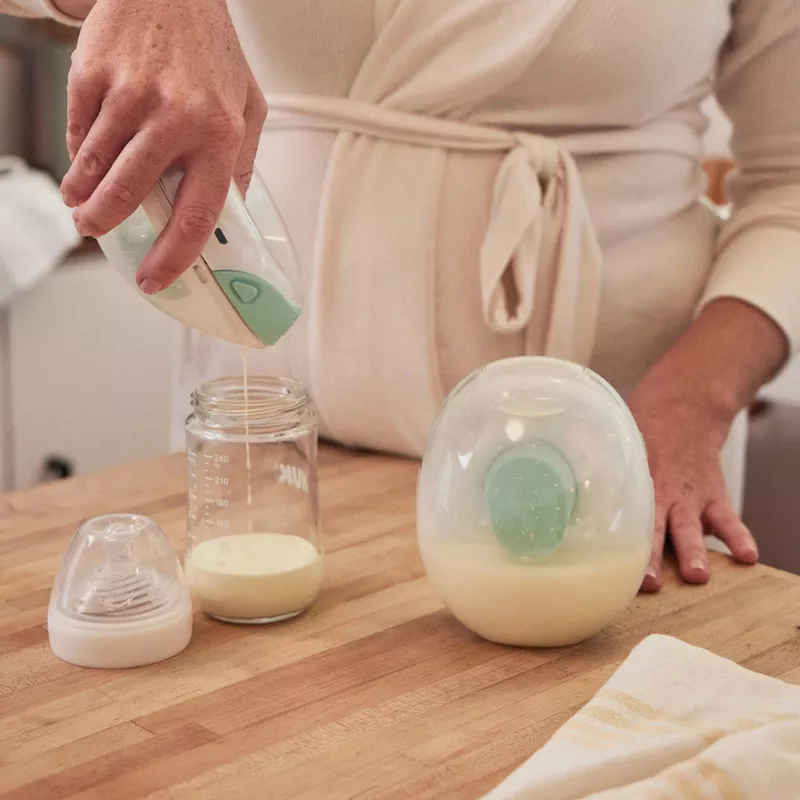 Willow - Go Hands-Free Wearable in-bra Double Electric Breast Pump - Clear