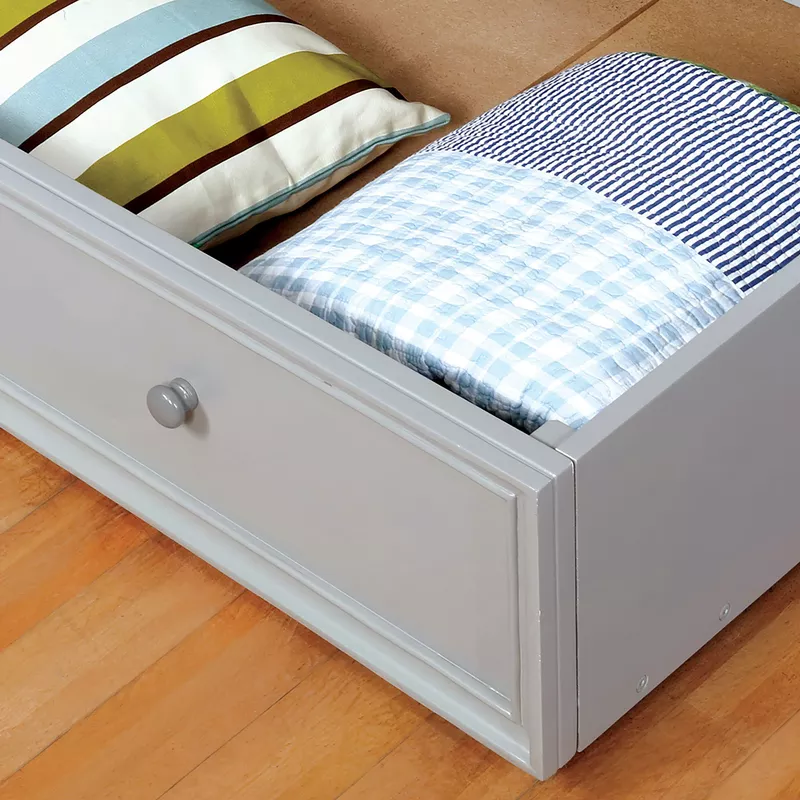 Transitional Wood Underbed Trundle with Wheels in Gray