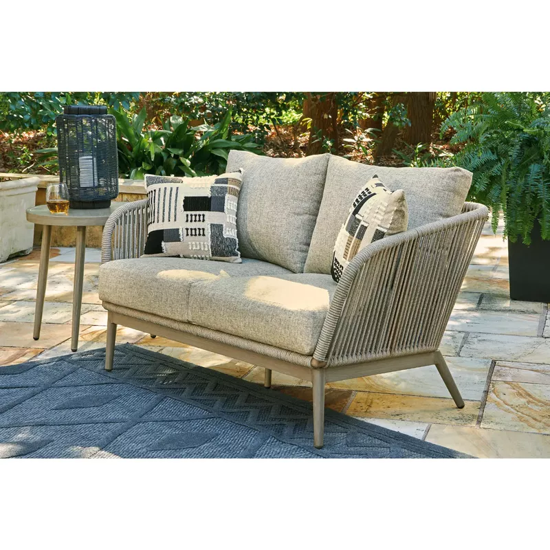 Swiss Valley Outdoor Loveseat with Cushion