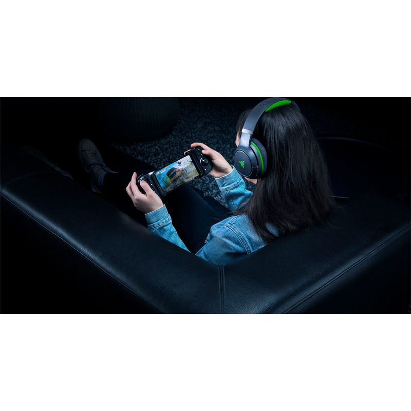 Alt View Zoom 27. Razer - Kaira Pro Wireless Gaming Headset for Xbox X|S and Xbox One - Black