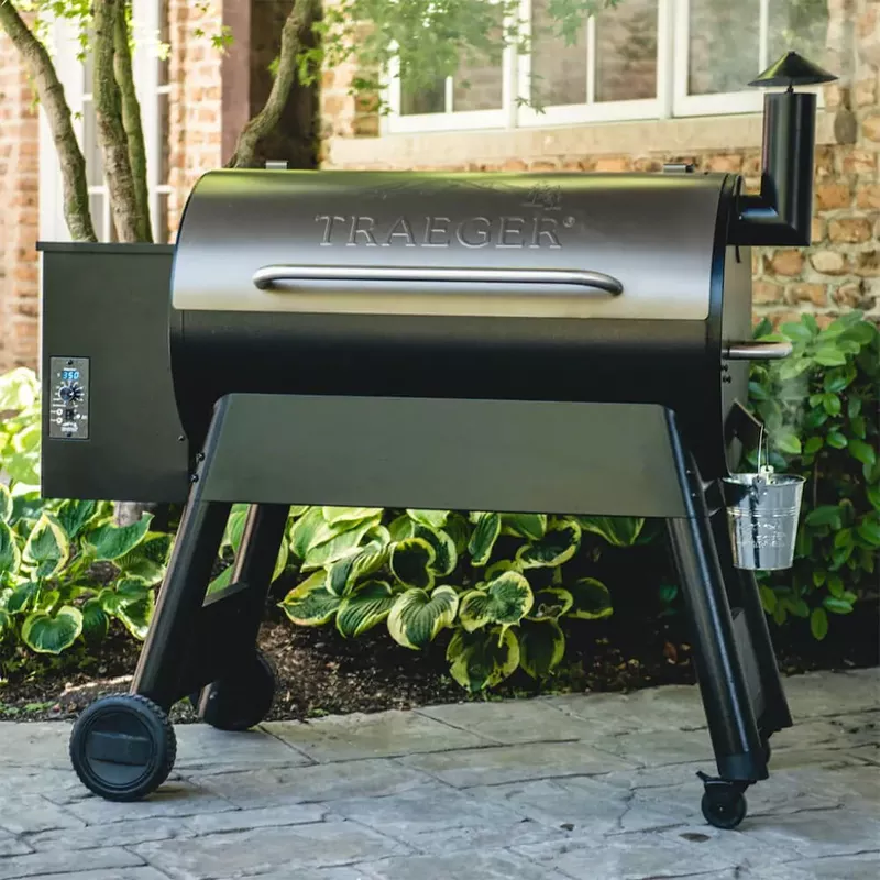 Traeger Grills - Pro Series 34 Pellet Grill and Smoker - Bronze
