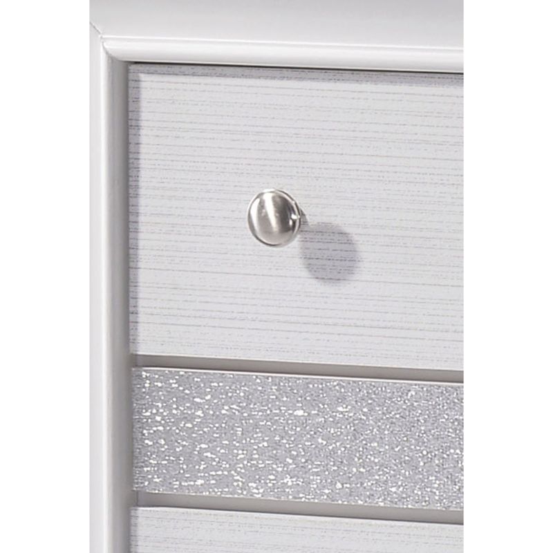 Silver Orchid Talmadge Contemporary White 6-drawer Chest - White