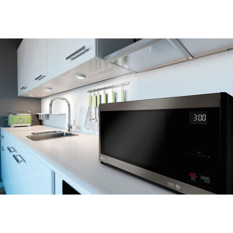 Alt View Zoom 14. LG - NeoChef 1.5 Cu. Ft. Countertop Microwave with Sensor Cooking and EasyClean - Black stainless steel