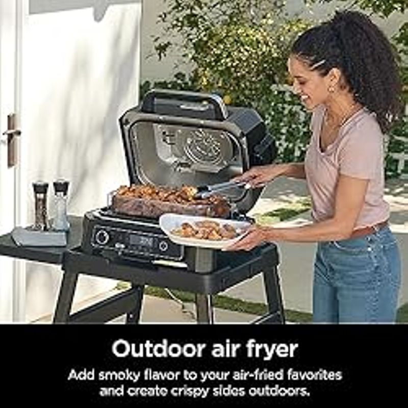 Ninja OG850 Woodfire Pro XL Outdoor Grill & Smoker with Built-In Thermometer, 4-in-1 Master Grill, BBQ Smoker, Outdoor Air Fryer, Bake,...