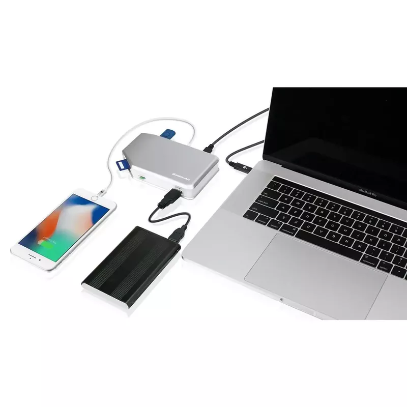 IOGEAR USB-C Hub with Card Reader