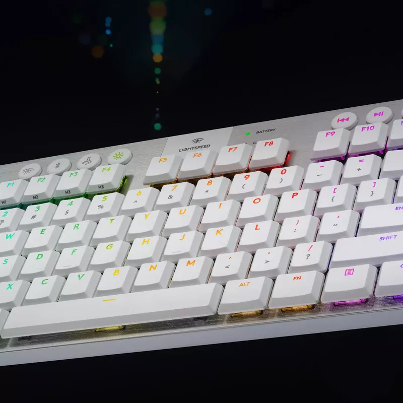 Logitech - G915 LIGHTSPEED TKL Wireless Mechanical GL Tactile Switch Gaming Keyboard with RGB Backlighting - White