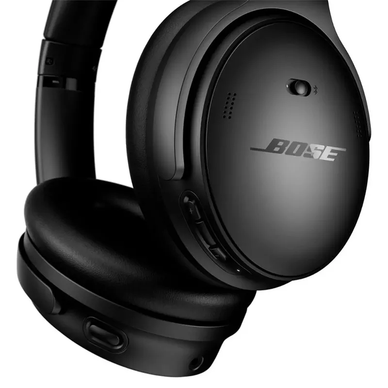 Bose QuietComfort Wireless Noise Cancelling Over-Ear Headphones, White Smoke With Power Bank