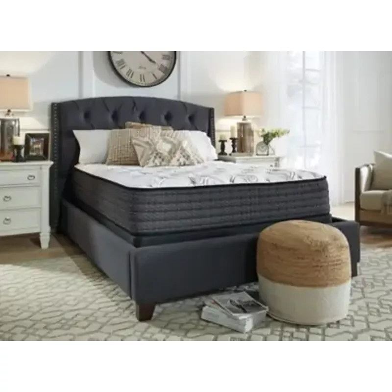 White Limited Edition Plush Full Mattress/ Bed-in-a-Box